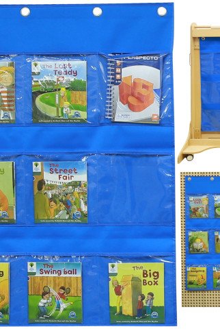 MASTERKIDZ Audinių pakabinamasis lakas su kišenėmis knygoms ir paveikslėliams mėlyna MASTERKIDZ Audinių pakabinamasis lakas su kišenėmis knygoms ir paveikslėliams mėlyna