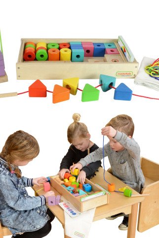 Didelis medinis Montesori siūlų įtraukiklis MASTERKIDZ Didelis medinis Montesori siūlų įtraukiklis MASTERKIDZ