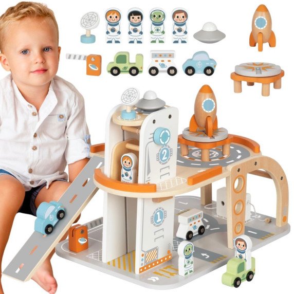 TOOKY TOY Medinis kosmoso stotelė su aikštele