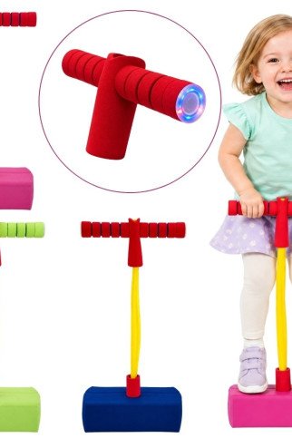WOOPIE putplastinis žalias Pogo šoklys vaikams, skirtas būti balansui treniruoti. WOOPIE putplastinis žalias Pogo šoklys vaikams, skirtas būti balansui treniruoti.