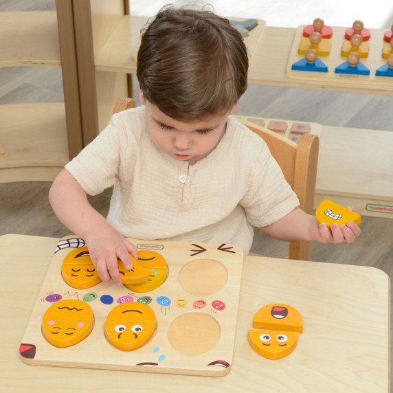 MASTERKIDZ Mediniai kiaušiniai emocijų mokymo lentelėje - Koks Humoras? Montessori