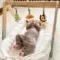TOOKY TOY Kūdikio gimnastikos stovas su 3 minkštutėmis pakabučių