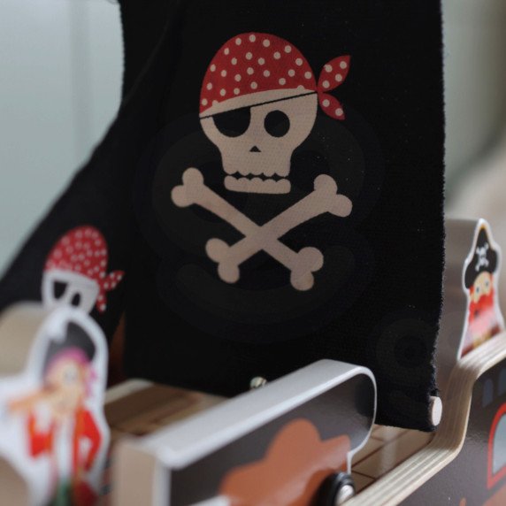 TOOKY TOY Piratų laivas su mediniais figūrėlėmis rinkinys