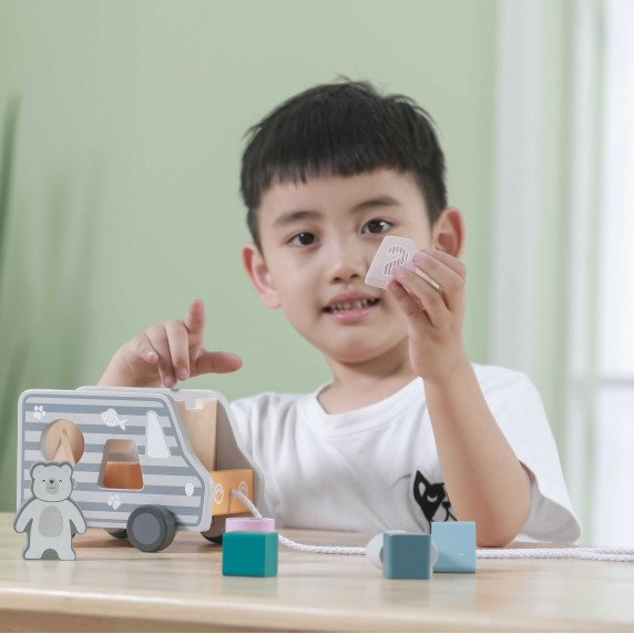 VIGA medinis traukinukas-variklis