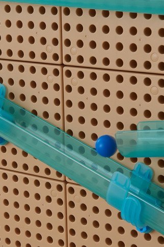 MASTERKIDZ Kamuoliukų ir vandens trasa (92 vnt.) MASTERKIDZ Kamuoliukų ir vandens trasa (92 vnt.)