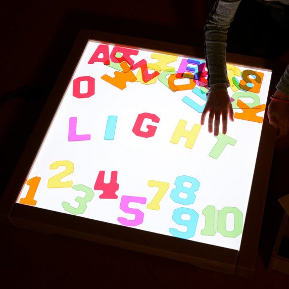 MASTERKIDZ spalvas keičianti LED panelė + Montessori mozaikos kaladėlės, 140 vnt.
