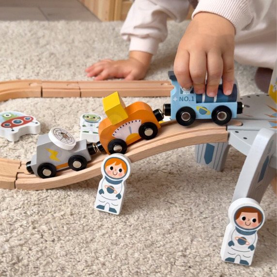 Medinis kosmoso traukinukų takelis TOOKY TOY