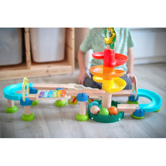 Tooky Toy Medinis muzikinis kamuolių takelis 44 vnt.