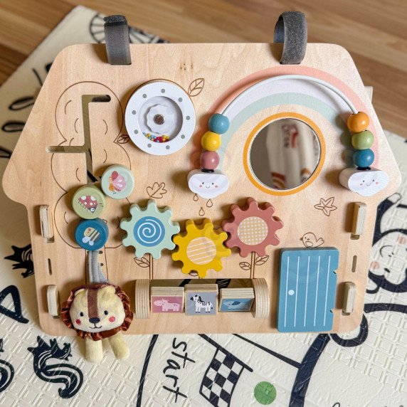 TOOKY TOY Didelė medinė manipuliavimo lentos namas - Veiklos centras