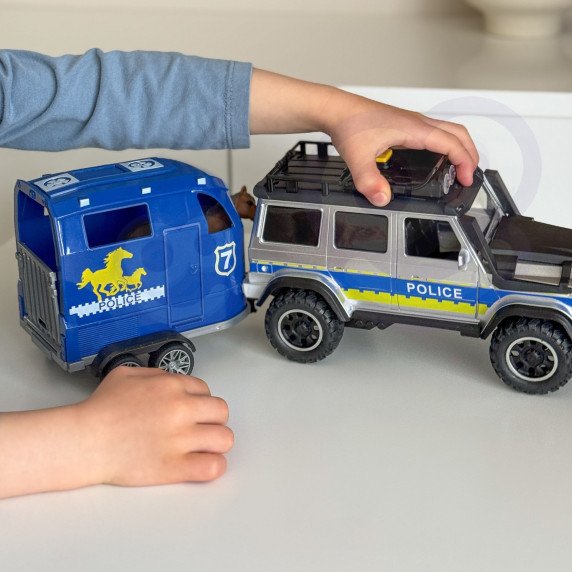 WOOPIE Policijos visureigis su arklių priekabos rinkiniu