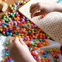 TOOKY TOY Montessori Mozaikos galvosūkių lenta su smeigėmis „Climbing“ 88 vnt.