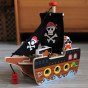 TOOKY TOY Piratų laivas su mediniais figūrėlėmis rinkinys