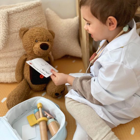 Medinis Mažojo Gydytojo Rinkinys „TOOKY TOY“ Su Priedais Dėžutėje