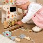 TOOKY TOY Sodo vežimėlis Medinė Parduotuvė 57 vnt.