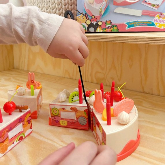 WOOPIE Gimtadienio tortas pjaustymui žvakės vaisiai 40 vnt.