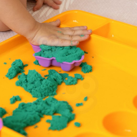 WOOPIE Kinetic Sand 1.2 kg XL ZOO stalas su formomis rinkinys