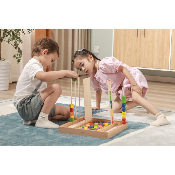 KAROLIUKAI Montessori rūšiavimo ir varstymo žaidimas (104 vnt.)