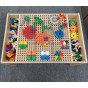 MASTERKIDZ Medinis Edukacinis Stalas + STEM SIENOS PRIEDAI