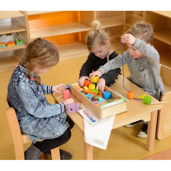Didelis medinis Montesori siūlų įtraukiklis MASTERKIDZ
