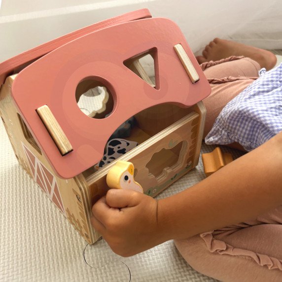 TOOKY TOY Ūkio Medžio gyvūnų formų rūšiavimo žaislas