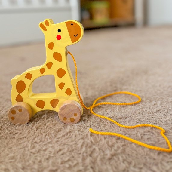 TOOKY TOY Medinis viliojamas žirafas