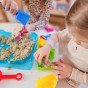 WOOPIE Kinetic Sand 0,5 kg stalo rinkinys su formomis