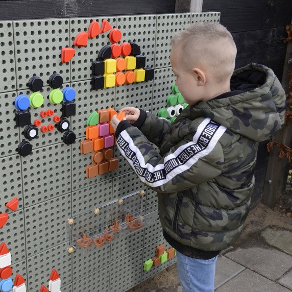 MASTERKIDZ Geometrinių figūrų kištukai STEAM lentoms (256 vnt.)