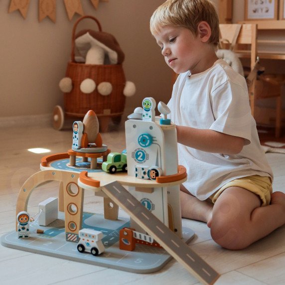 TOOKY TOY Medinis kosmoso stotelė su aikštele
