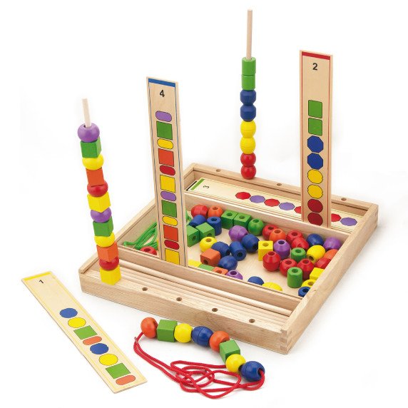 KAROLIUKAI Montessori rūšiavimo ir varstymo žaidimas (104 vnt.)