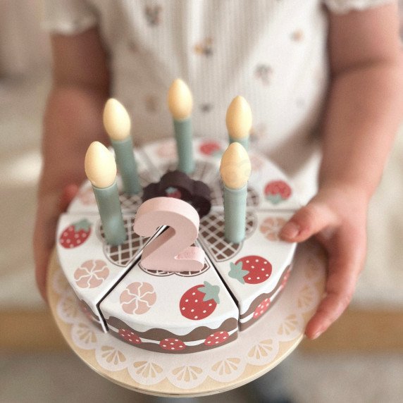 TOOKY TOY Medinis gimtadienio tortas su ropių žvakutėmis