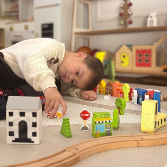 TOOKY TOY Medinis Pastatų ir Figūrų Miesto Rinkinys