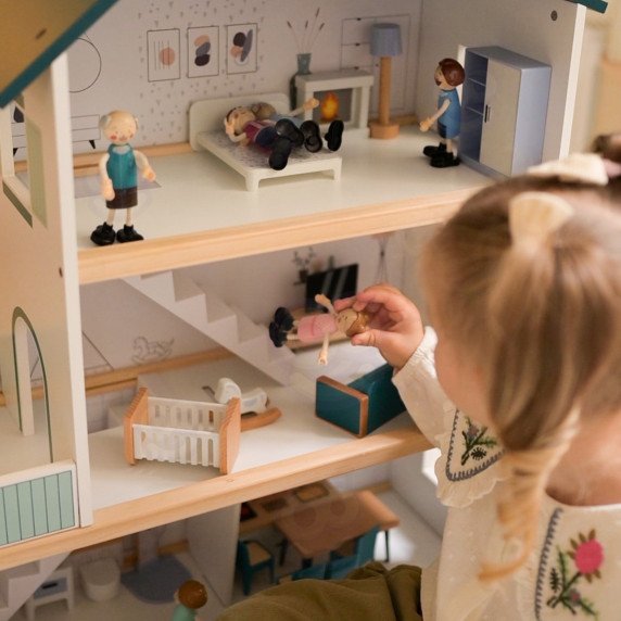 TOOKY TOY Didelis medinis lėlių namas + FSC figūrėlės