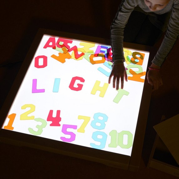 MASTERKIDZ LED šviesos panelis, keičiantis spalvą su nuotoliniu valdymu.