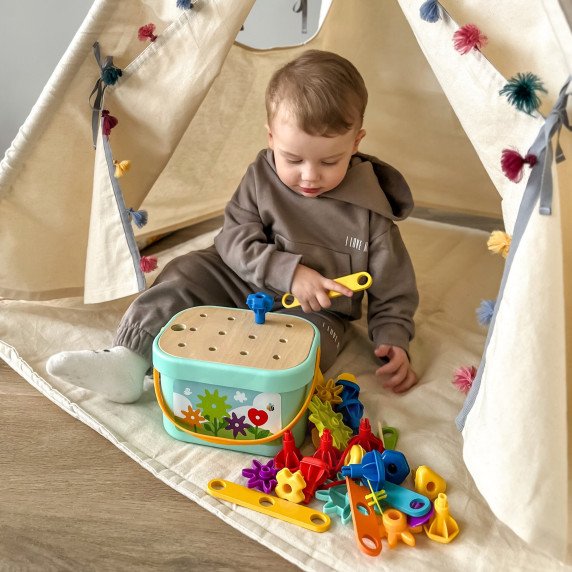 WOOPIE GREEN Montessori 12-in-1 variklio konstrukcijos dėžė FSC