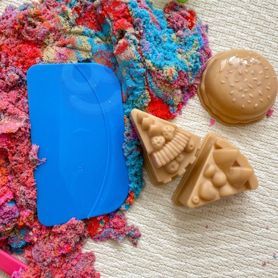 WOOPIE Kinetic Sand 6 spalvos 1,2 kg restorano stalo rinkinys su formomis