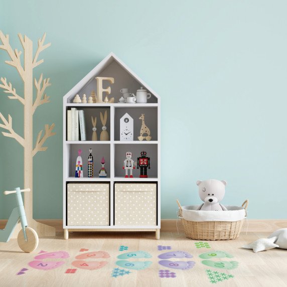 ŽAIDIMAS „PĖDOS SU SKAIČIAIS“  Grindų lipdukas