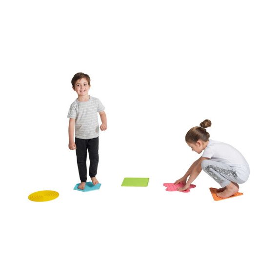 Geometrinių figūrų formos kilimėliai su 3D tekstūra - 5 vnt.