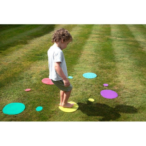 TAKTILINIAI APSKRITIMAI Sensorinės grindų formos