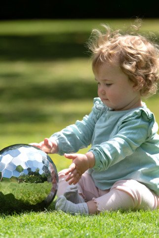 Veidrodinis riedantis kamuolys