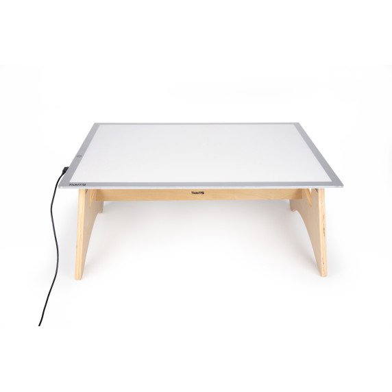 Žemas medinis stalas su A2 balta LED šviesos plokštė