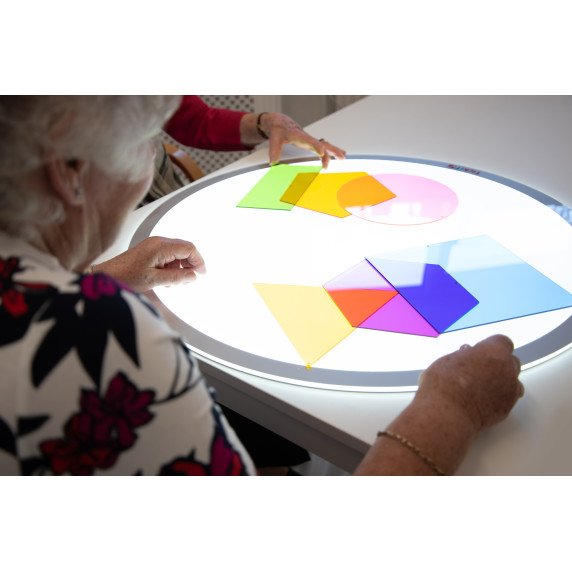 Didelės spalvotos figūros šviesos stalui (6 vnt.)