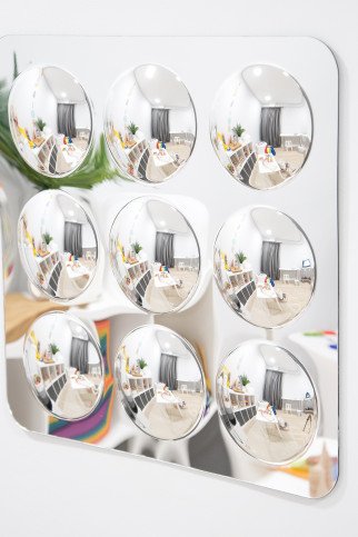 Išgaubtas akrilinis veidrodis su 9 kupolais (490 mm) Išgaubtas akrilinis veidrodis su 9 kupolais (490 mm)