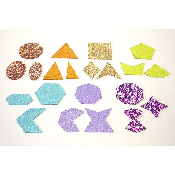 Blizgančios skaidrios figūros šviesos stalui (21 vnt.)