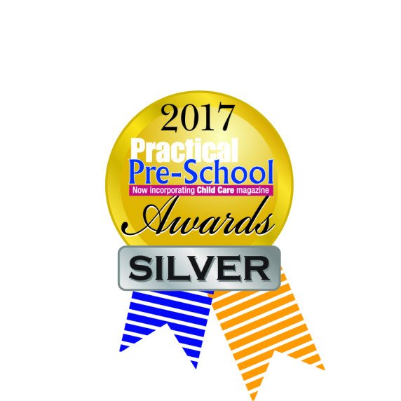 Reguliuojamo aukščio medinis šviesos stalas su LED panele