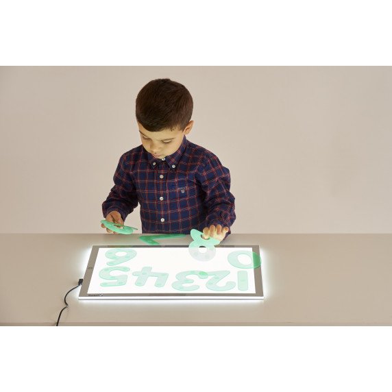 LED šviesos lenta A3 formato – šviesos, spalvų ir sensoriniam tyrinėjimui