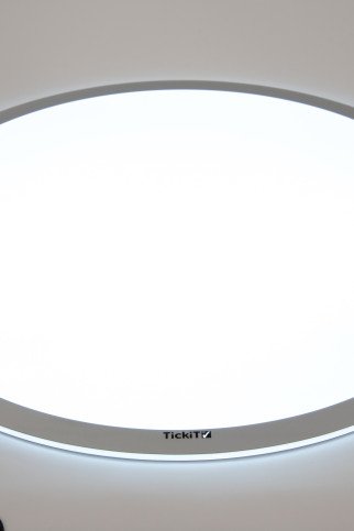 Apvali LED šviesos panelė - šviesos, spalvų ir formų tyrinėjimui