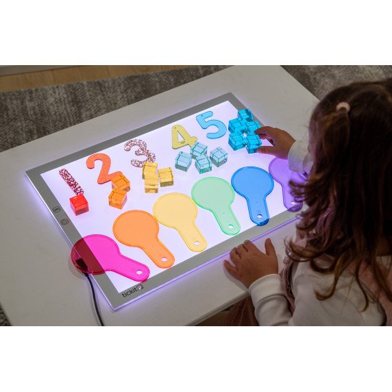 Spalvas keičianti A3 LED šviesos lenta