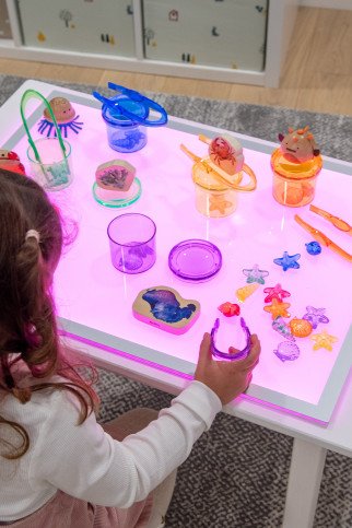 Spalvas keičianti A2 LED šviesos lenta