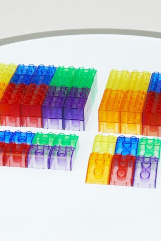 Skaidrių konstravimo kaladėlių rinkinys (90 vnt.) Skaidrių konstravimo kaladėlių rinkinys (90 vnt.)