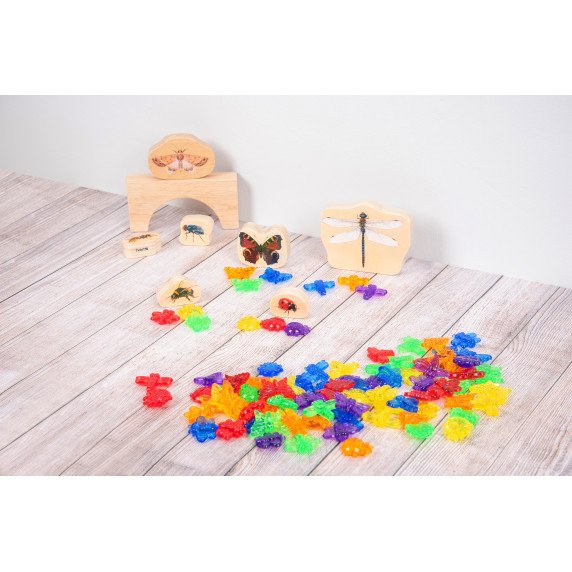 Spalvotų vabzdžių rinkinys skaičiavimui (96 vnt.)